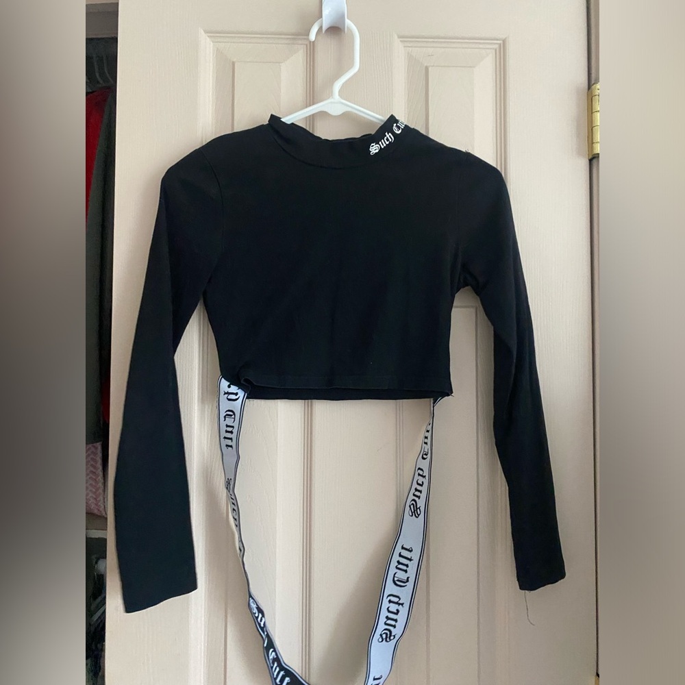 Black long sleeve fitted shirt